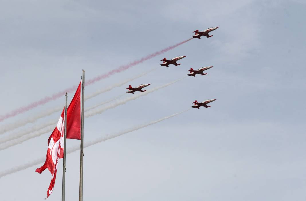 Türk Yıldızları'ndan nefes kesen gösteri - Resim: 12